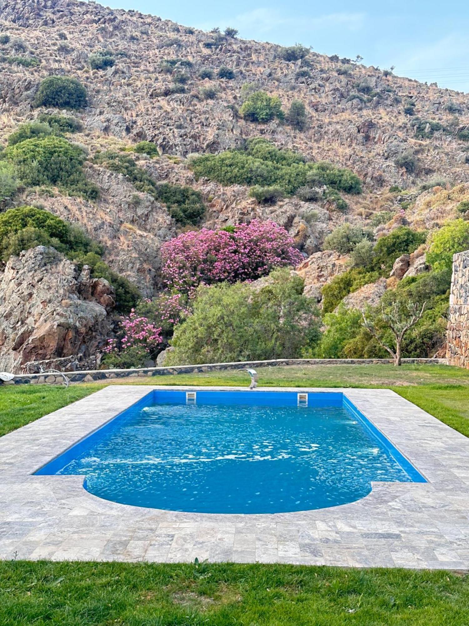 Fintoz Butika * Karaburun (Izmir)